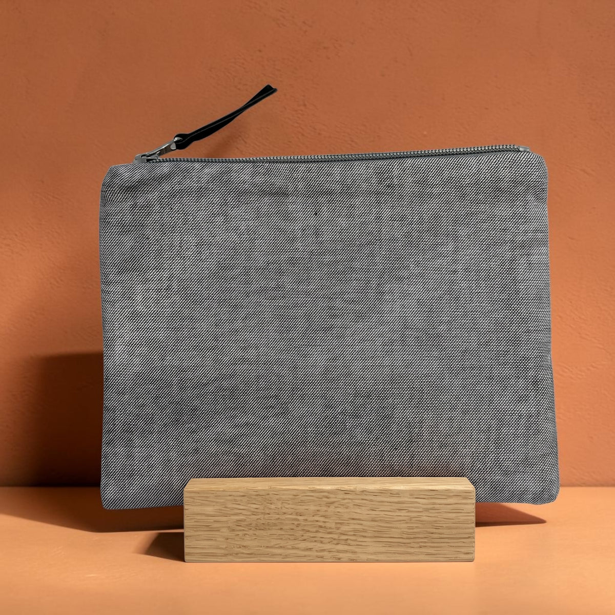 Small Linen Zip Pouch