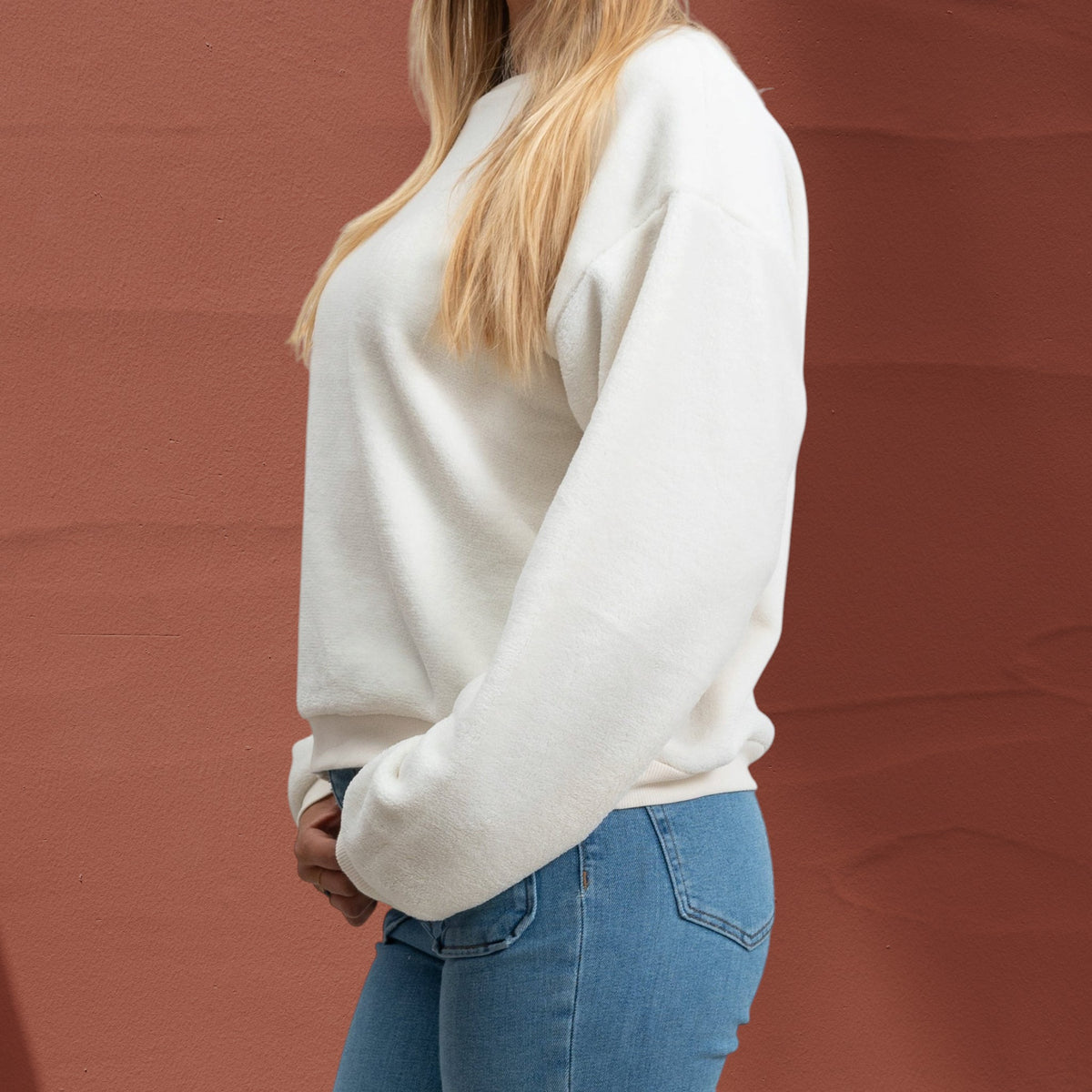 Sweat-shirt court St Barth French West Indies en polaire douce blanc cassé avec manches longues
